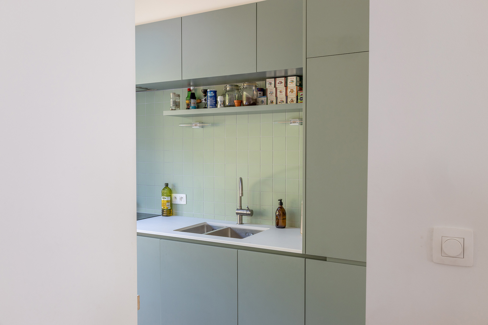 view kitchen area-S house-(c)an vanderhoydonck