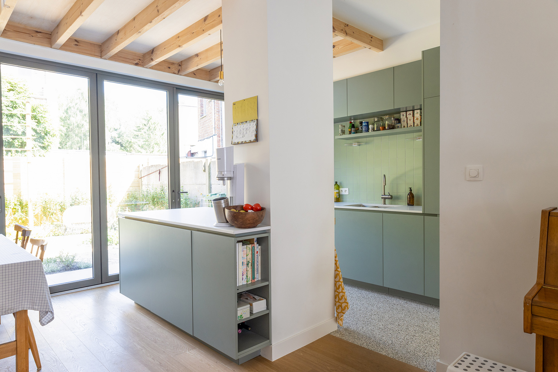 kitchen-S house-(c)an vanderhoydonck