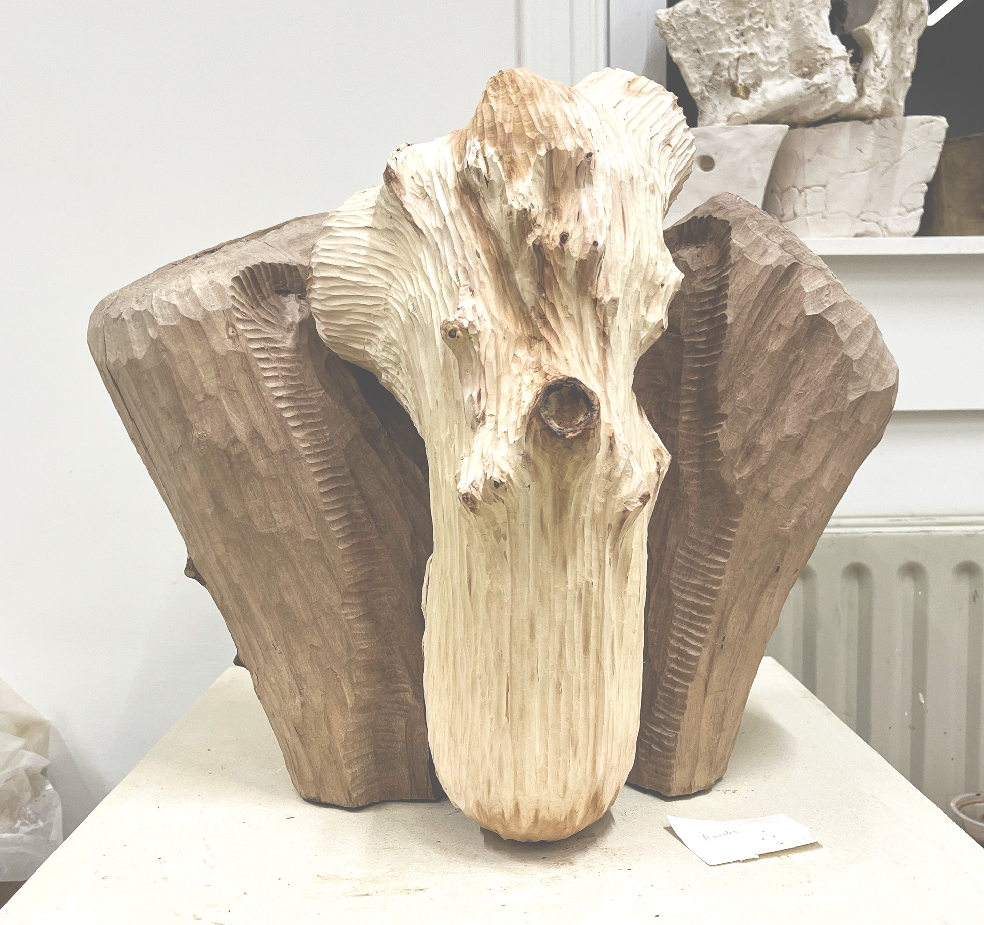sculpture wood - the 4 of us@an vanderhoydonck